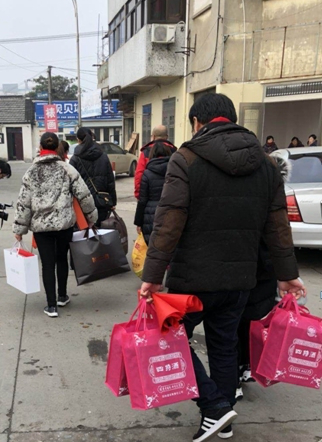 寒風凜冽，四特愛心聯盟暖人心